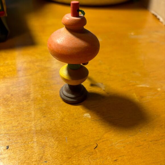 Vintage Wooden Midecentury Ornament Lamp Shape - Picture 2 of 3